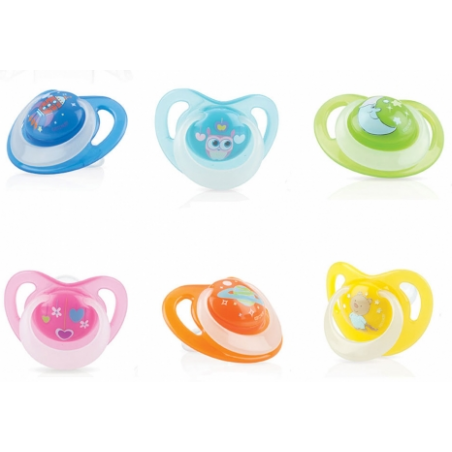 NUBY Sucette en silicone Lumière orthodontique avec picots de massage et couvercle de protection 0-6 mois Réf: ID5818SOSM