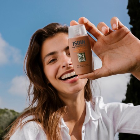 ISDIN FOTOPROTECTOR FUSION WATER COLOR BRONZE SPF50+ 50ML